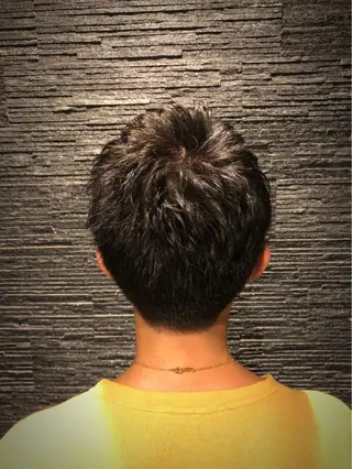 ショート パーマ メンズ 【24時まで営業✨】 吉本 成樹のヘアスタイル