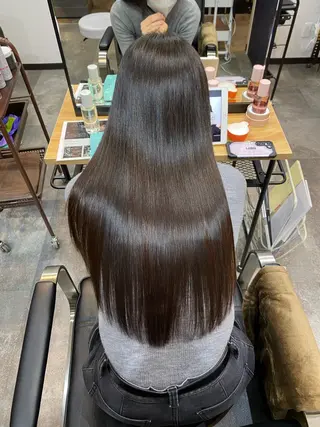 ロング 井上 美織のヘアスタイル