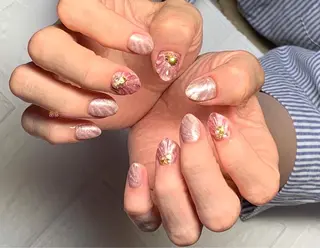 ネイル NAILSALON Merciのネイルデザイン