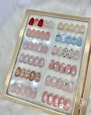 ミディアム Angie Nail所属・Angie Nail CHIYURIのネイルデザイン