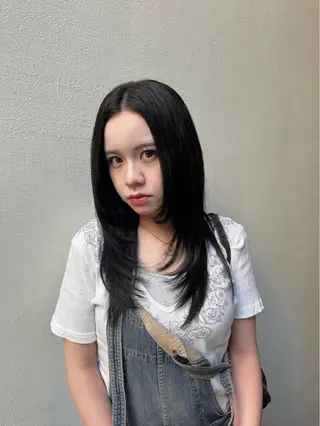 ロング カラー aoi / 透明感カラーのヘアスタイル