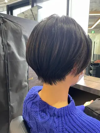 ショート One By The Ect所属・ショート/脱白髪染め ☆宇﨑悠実のヘアスタイル