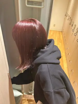 ミディアム 山口 萌々子のヘアスタイル