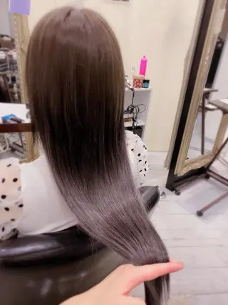 ロング カラー 🍀Moda by Grande🍀のヘアスタイル