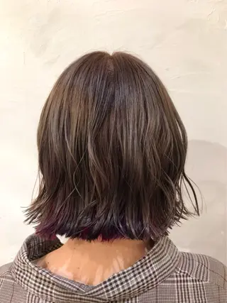 ショート カラー 腰越 麻奈のヘアスタイル