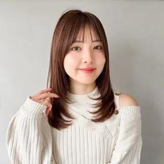 ミディアム カラー 🤍似合わせカット/ 艶カラー/表参道🫧のヘアスタイル