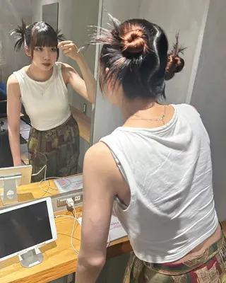 ロング カラー yuki / 岡崎ハイトーンカラーのヘアスタイル