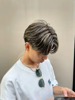 ショート カラー パーマ ヘアアレンジ メンズ メンズバレイヤージュ 🌫デザインカラーのヘアスタイル