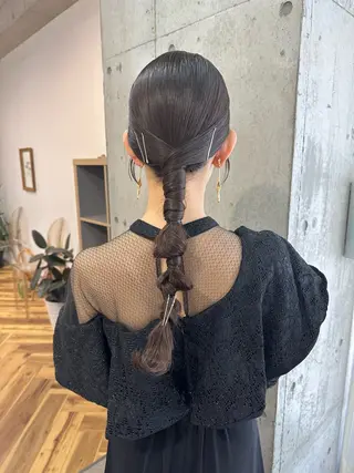 ヘアアレンジ KAORU オリーブカラーのヘアスタイル