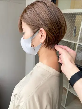 ショート mua 鳳のヘアスタイル
