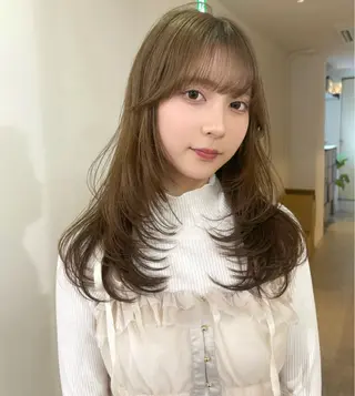 ロング カラー mizuki/ピンク ベージュ.レイヤーのヘアスタイル