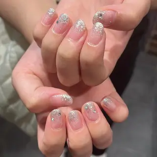 ネイル 鈴木 里奈のネイルデザイン