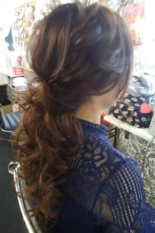 ロング ヘアアレンジ Rarely  beautyのヘアスタイル