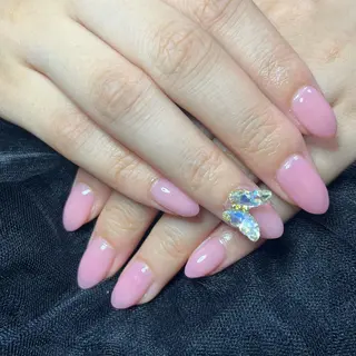 ネイル Liberta所属・森 まりなのネイルデザイン