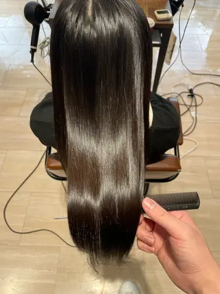 ロング 失敗しない顔まわり× 小顔補正レイヤー難波のヘアスタイル