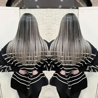 セミロング Y Uのヘアスタイル