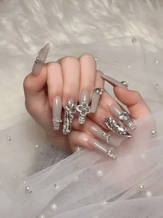 ネイル nailsalon azu所属・nailsalon azu Hinaのネイルデザイン