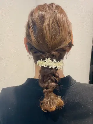 セミロング GOTODAY SHAiRE SALON所属・札幌 ヘアアレンジ 🍎 タナカセリナのヘアスタイル