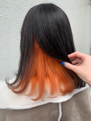 ミディアム カラー ヨシナガマユ🦕 髪質改善艶カラーのヘアスタイル