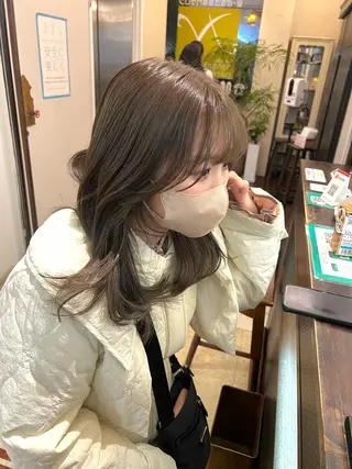 ミディアム カラー ナナナパレナ所属・NARUSE✂︎ カラースペシャリストのヘアスタイル