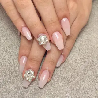 ネイル nailroom DIASOMNIAのネイルデザイン