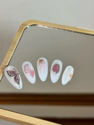 ネイル グエンティ チャミのネイルデザイン