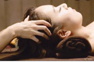 頭痛肩こりで悩むおとな女性専門ボディケアサロンねこもみ所属・札幌 頭痛肩こり解消 セラピストkaoriのエステ・リラクイメージ