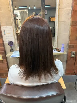 カラー LUAU岡本所属・大森 永遠のヘアスタイル