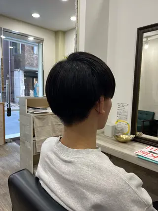 ショート 薮内 香保里のヘアスタイル