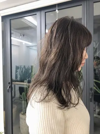 セミロング カラー ヘアアレンジ flamme Annaのヘアスタイル