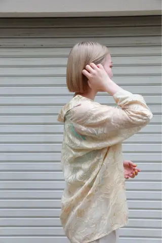 ミディアム カラー ブリーチカラーが人気 onnuのヘアスタイル