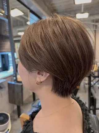 ショート 髪質改善デザインカラ ー/ヒロイケカズマサのヘアスタイル