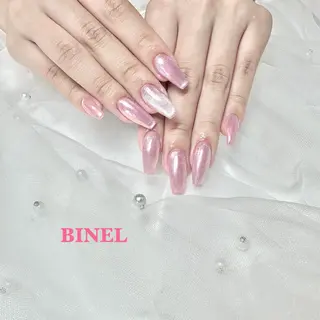 ネイル BINEL REINAのネイルデザイン