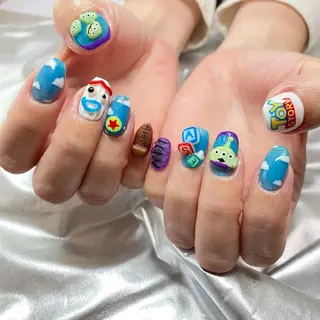ネイル MiRanda Nail所属・MiRanda 保坂 舞のネイルデザイン