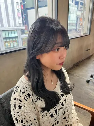 ロング カラー 光本 杏のヘアスタイル