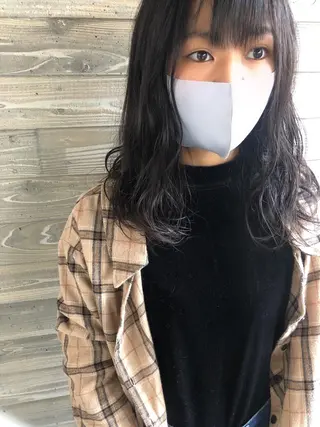 パーマ Vyuha ビューハのヘアスタイル