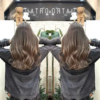 セミロング Y Uのヘアスタイル