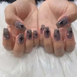 ネイル T-Rich所属・高野 沙玖良のネイルデザイン