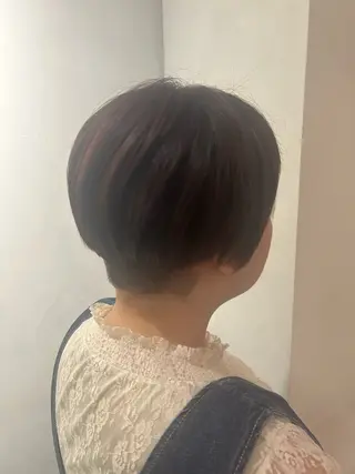 ショート カラー IT by ALBUMあいりのヘアスタイル