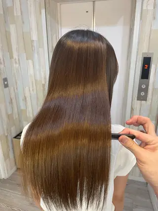 ミディアム カラー HIKARU副店長/ ✨️髪質改善のヘアスタイル