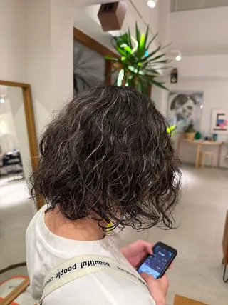 カラー BELLEEQUIPE所属・山口 ゆいのヘアスタイル