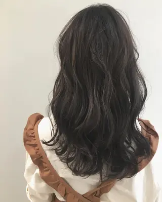 セミロング due hair所属・満足度🐼◎🌟🌈 村上栞菜のヘアスタイル