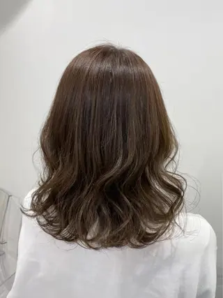 ミディアム 透明感♡グレージュ ♡ミルクティー♡のヘアスタイル