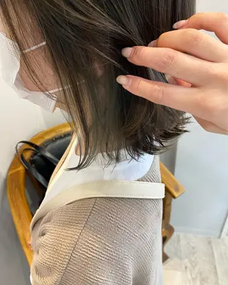 セミロング 西村 美羽のヘアスタイル