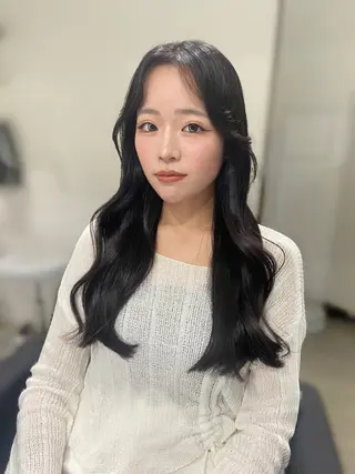 カラー AO所属・RISAKO 艶髪モテヘア🎀府中のヘアスタイル