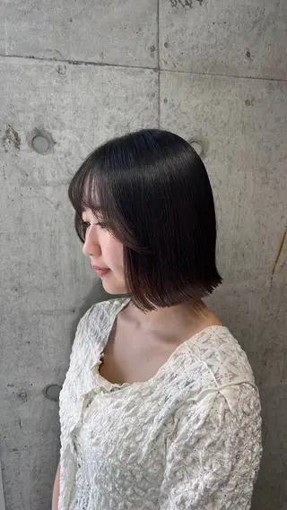 ショート RUKA🩰透明感 寒色カラー/レイヤーのヘアスタイル