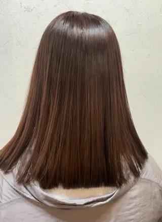 セミロング パーマ 髪質改善カラー特化 井上秀樹のヘアスタイル