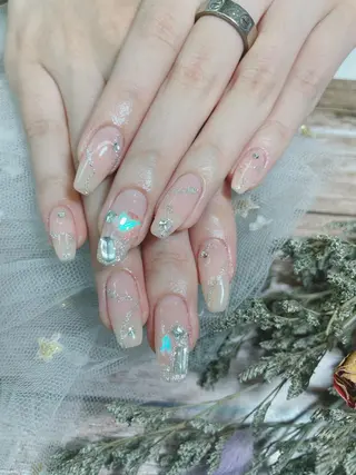 ネイル 🦋ネイルサロン ブラン🌈ゆりのネイルデザイン