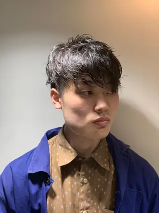 ミディアム パーマ メンズ ヒロ銀座 バーバーショップ神楽坂所属・ひらお あおとのヘアスタイル