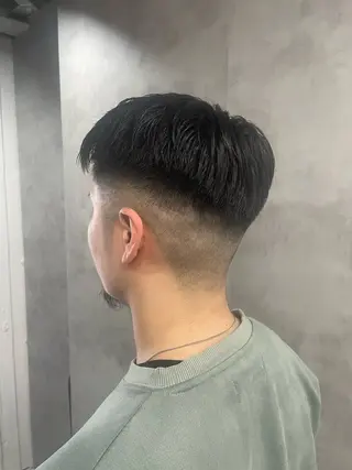 メンズ CYAN  京都駅前店所属・春名 典瑚のヘアスタイル